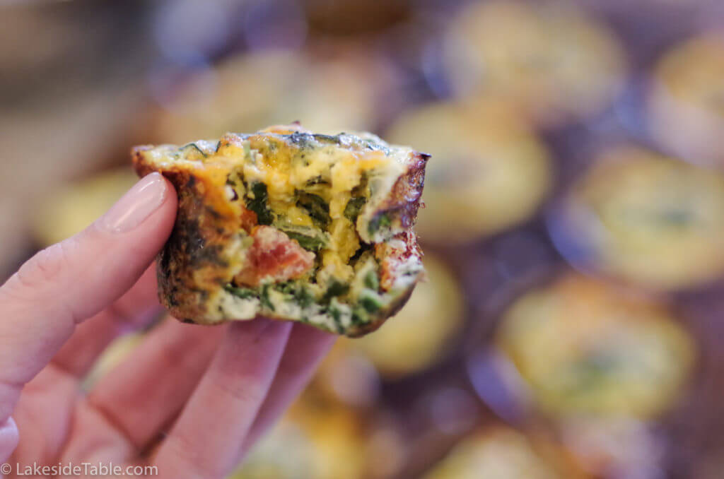 Egg Muffin Recipe - Here's a great easy go to breakfast that you can make ahead for a fast morning. I love this one! ❤️ | www.lakesidetable.com